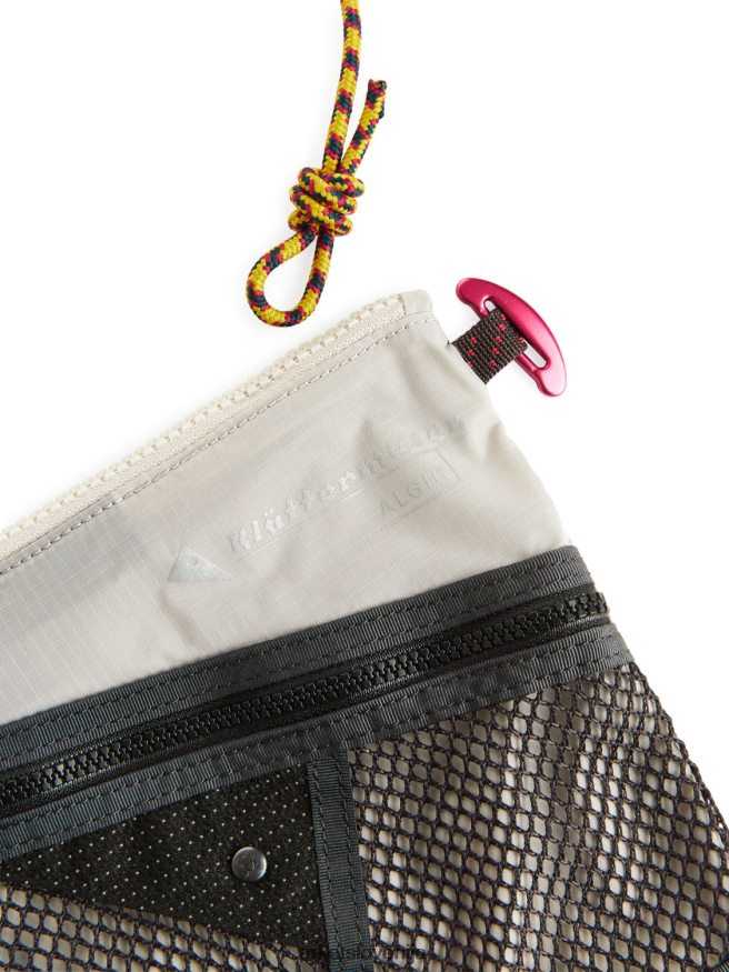 oblačila sl ARKET moški klattermusen algir torba za dodatke prašno zelena 6X02XV1210