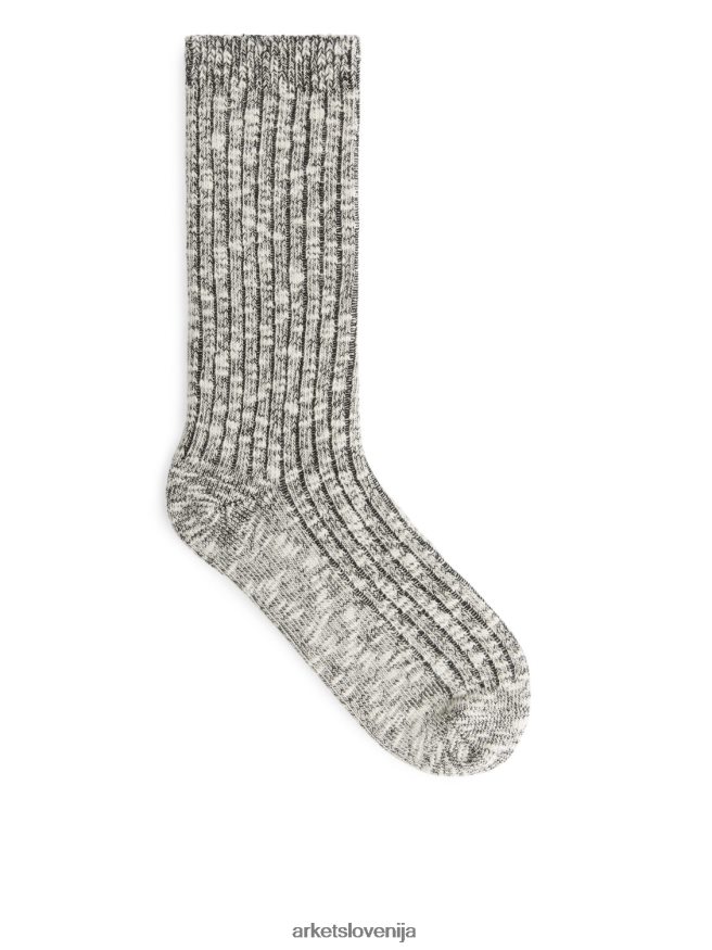 oblačila sl ARKET moški debele pletene nogavice črnobela 6X02XV581