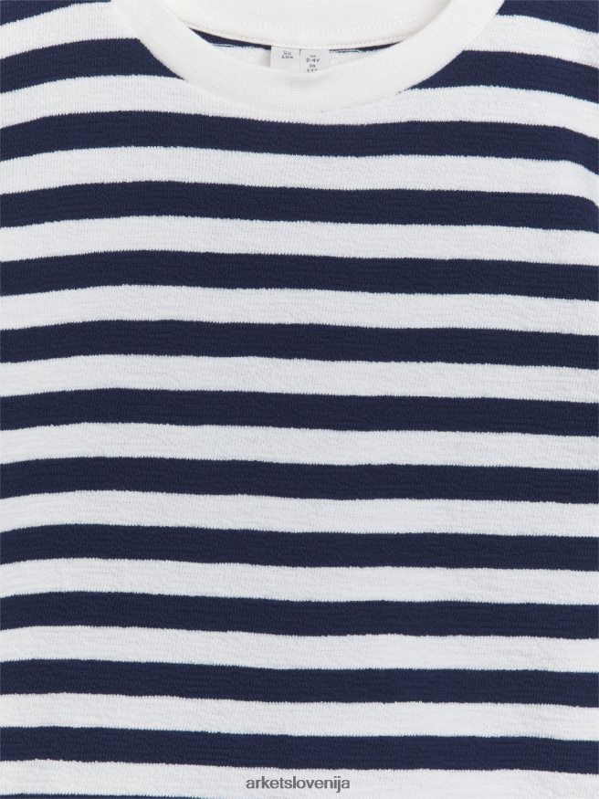 oblačila sl ARKET otroci teksturirana majica s kratkimi rokavi modra/črtasta 6X02XV1460
