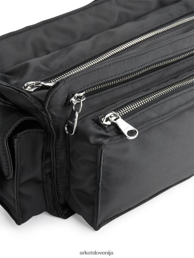 vrečke sl ARKET uniseks torba za čez ramo Črna 6X02XV767