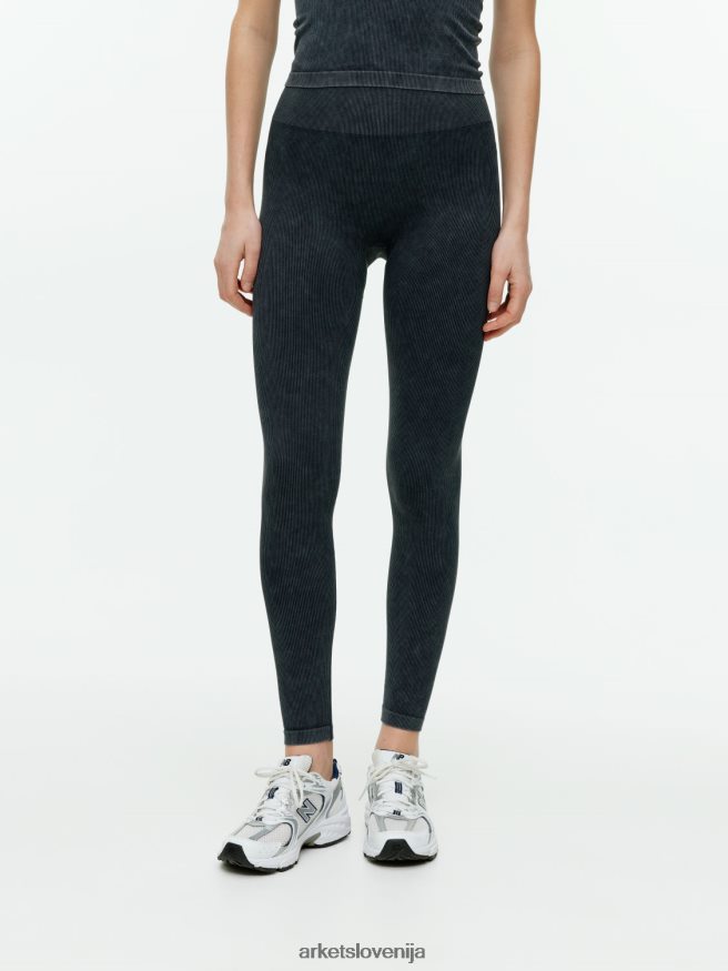 oblačila sl ARKET ženske rebraste brezšivne hlačne nogavice oprano črno 6X02XV508